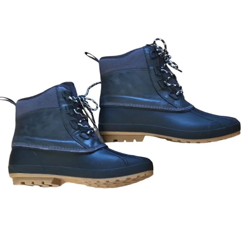 NEW Universal Thread Duck Boots‎